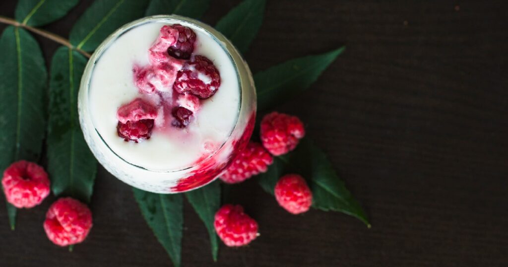 Ingrédients pour la mousse à la framboise