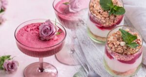 Receta de Mousse de Frambuesa y Rosa: Un Postre Delicado con Elegancia Floral
